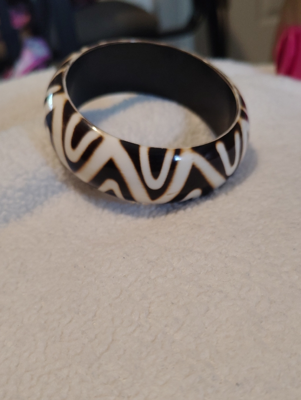 Black and White Patterned Bangle Bracelet